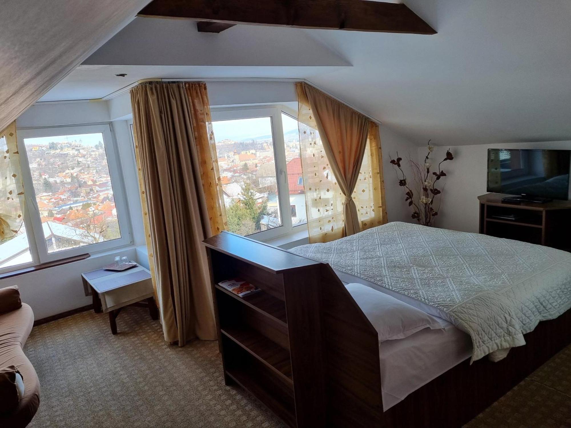 Casa Cristina Hotel Brașov Exterior foto